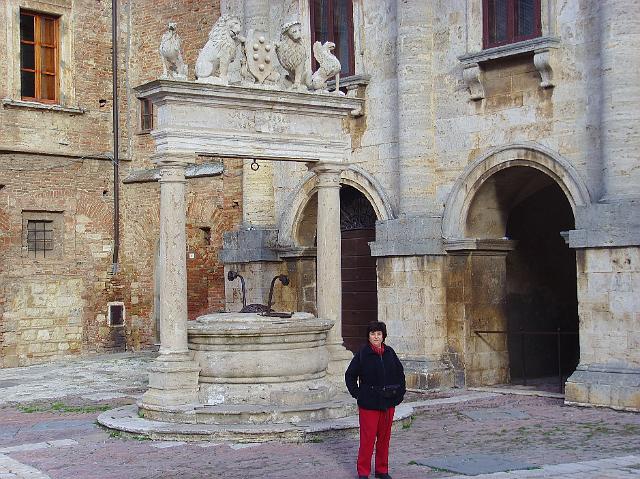 Montepulciano2 8-11.JPG